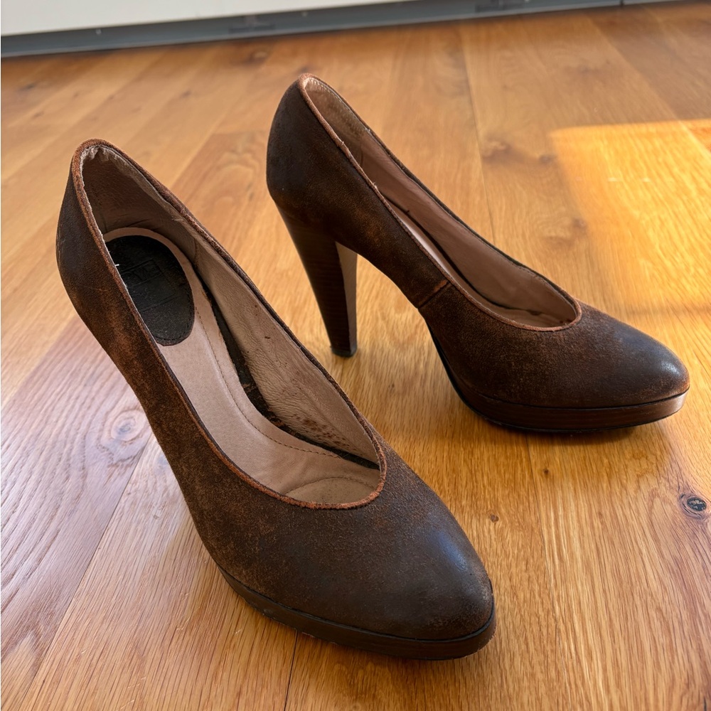 Frye Dark Brown Leather High Heel Pumps
